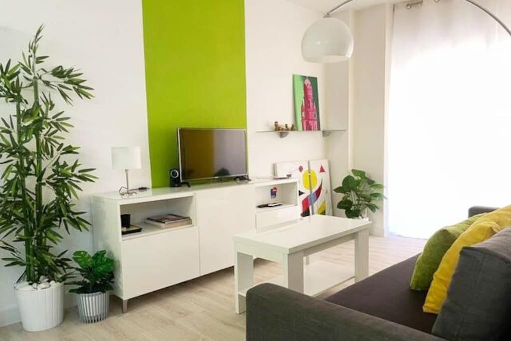Apartamento Modern Oscvict En Мурсия Екстериор снимка
